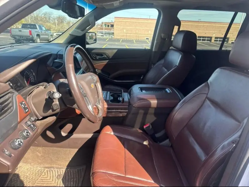 Chevrolet Suburban 1500 LTZ 2016