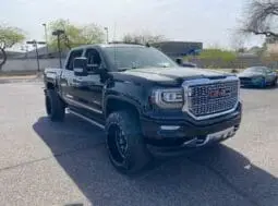 GMC SIERRA DENALI 2017
