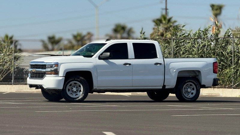 BUENA 2016 Chevrolet Silverado 1500 LT