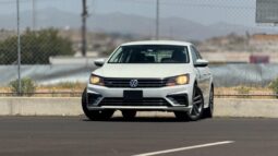 2017 Volkswagen Passat R-Line