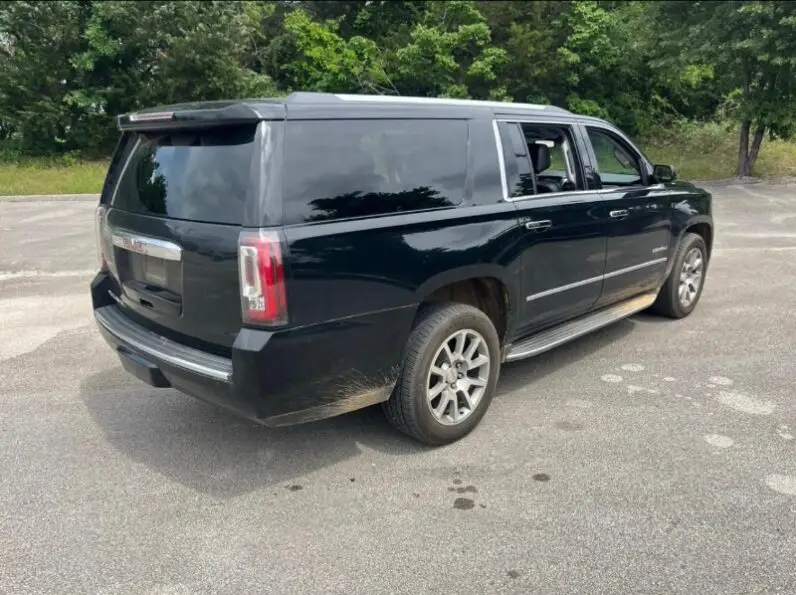 2017 GMC YOKON 1500 DENALI