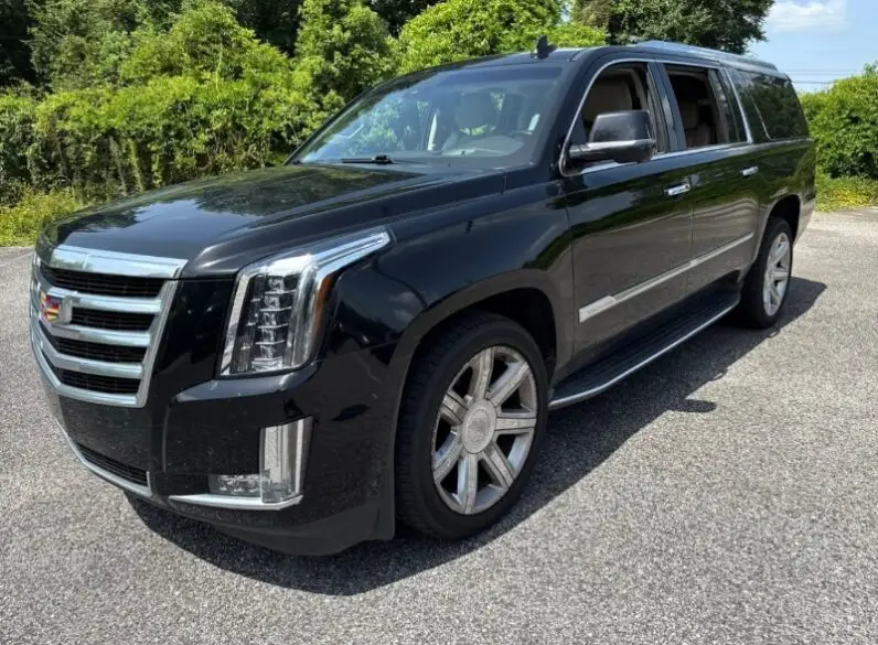 2017 CADILLAC ESCALADE ESV LUXURY