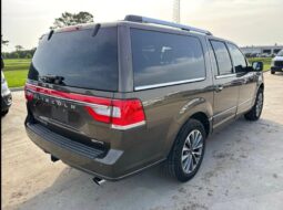 2016 Lincoln Navigaitor