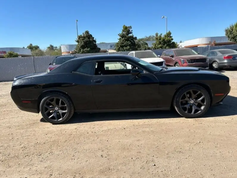 2017 Dodge Challenger STX