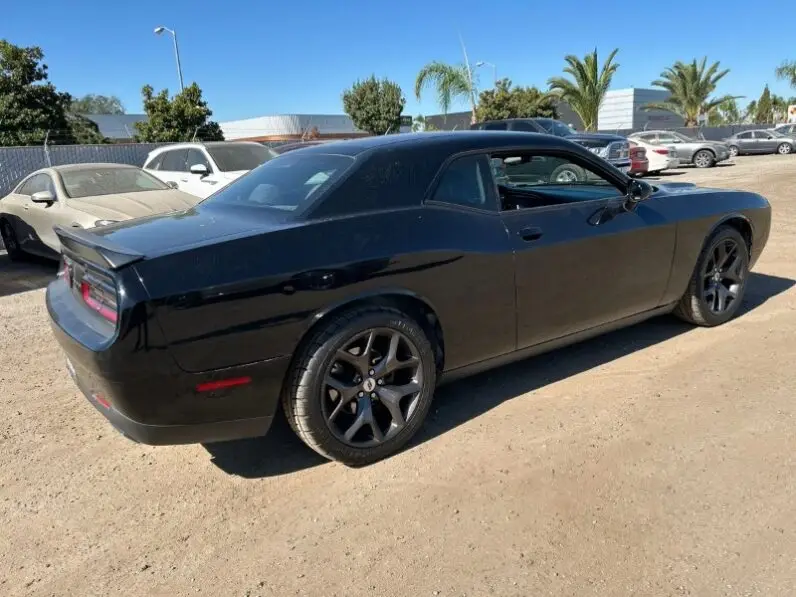 2017 Dodge Challenger STX