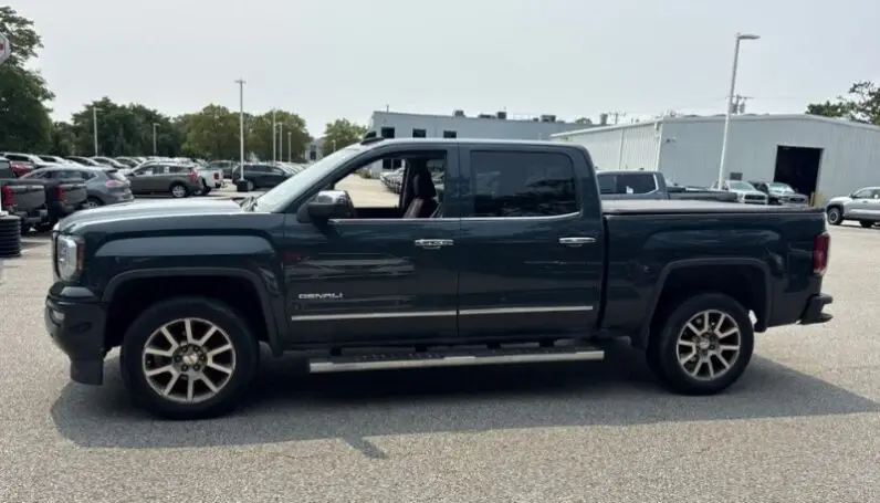 2017 GMC SIERRA DENALI