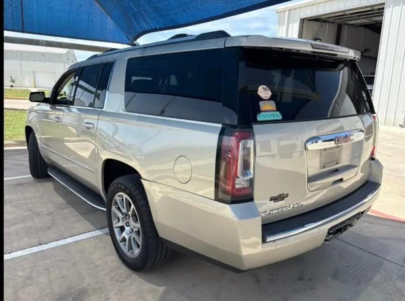 2017 GMC YUKON DENALI