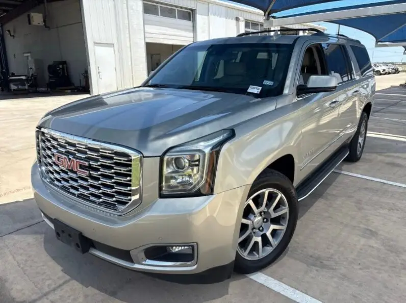 2017 GMC YUKON DENALI