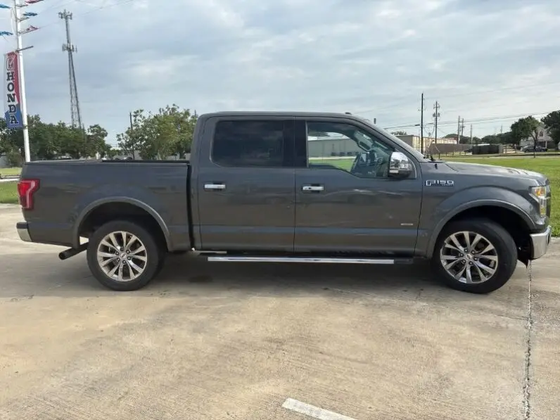 2016 Ford F150 Lariat
