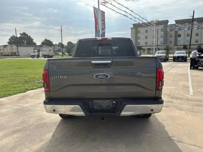 2016 Ford F150 Lariat