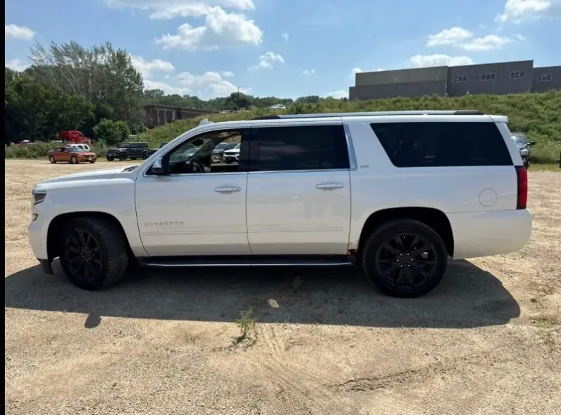 2016 Chevrolet Suburban 1500 LTZ