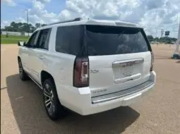 2017 GMC YOKON 1500 DENALI