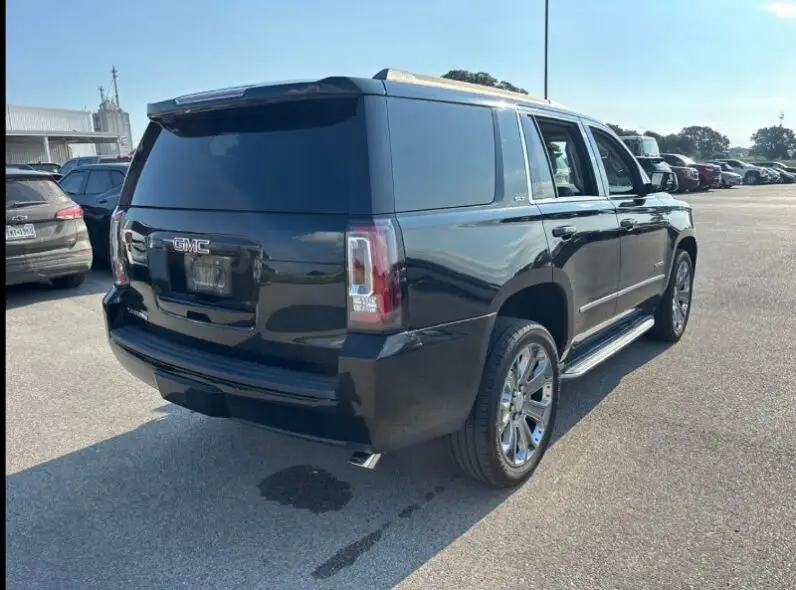 2017 GMC YUKON 1500 SLT