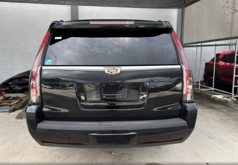 2017 CADILLAC ESCALADE ESV PREMIUM