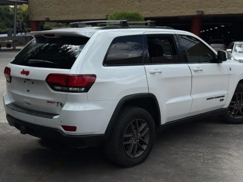 2016 Jeep Gran Cherokee Laredo