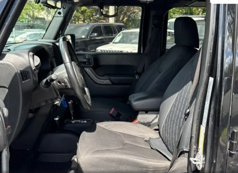 2017 Jeep Wrangler Unlimited Sport