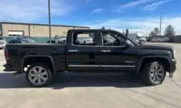 2017 GMC SIERRA DENALI