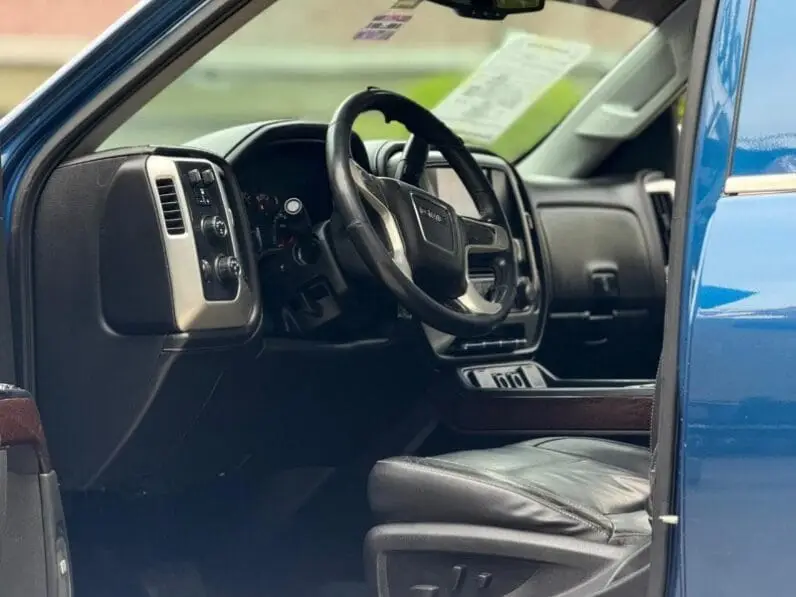 2017 GMC SIERRA SLT 1500