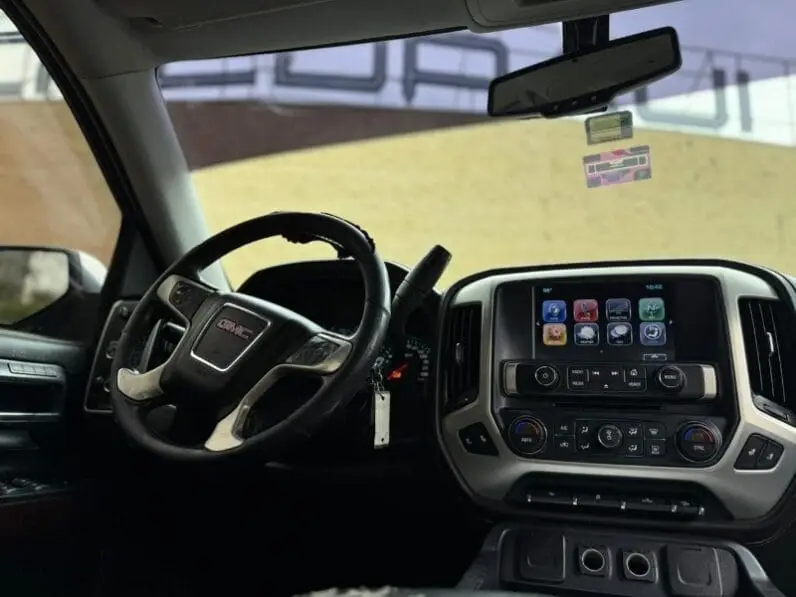 2017 GMC SIERRA SLT 1500