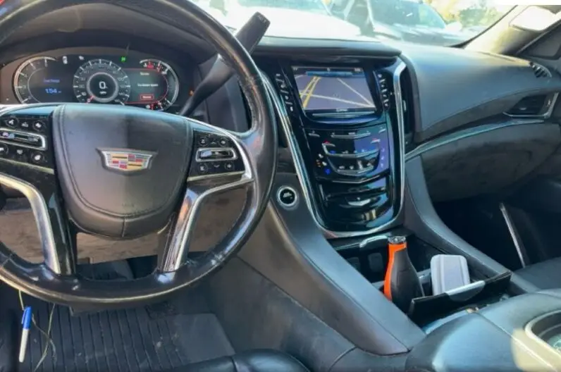 2017 CADILLAC ESCALADE ESV PREMIUM