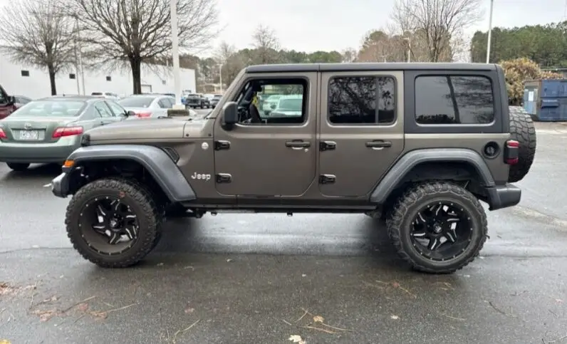 2018 Jeep Wrangler Unlimited Sport