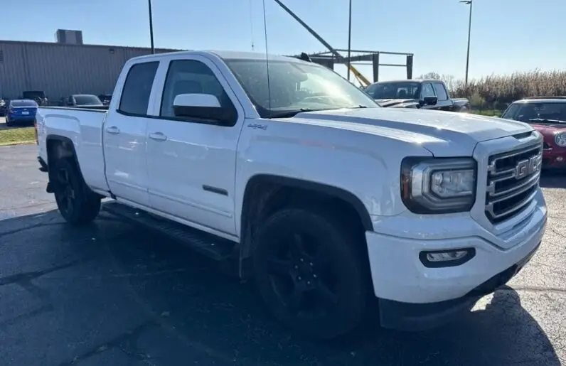 2017 GMC SIERRA AT