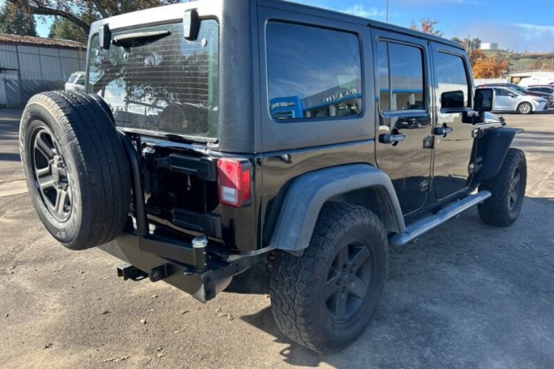 2017 Jeep Wrangler Unlimited Sport 3.6 V6 4 X 4 $50,000