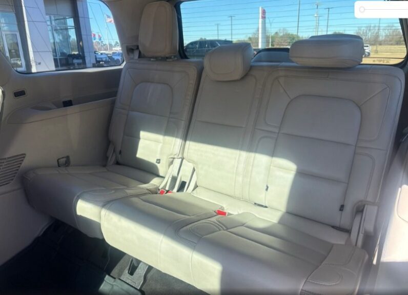 2018 Lincoln NAVIGAITOR SELECT 3.5 V6 RWD $50,000