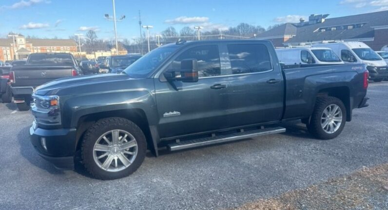 2017 Chevrolet Silverado High Contry 6.2 V8 4 X 4