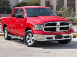 2016 Dodge RAM 1500 SLT 3.6 V6 4 X 4 $20,000