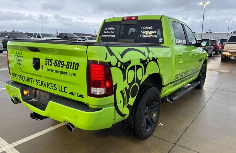 2017 Dodge RAM SPORT 5.7L V8 HEMI 4 X 4