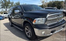 2017 Dodge RAM LARAMIE 5.7L V8 HEMI 4 X 4