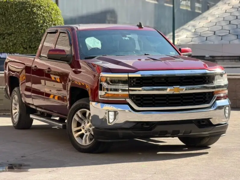 2017 Chevrolet Silverado LT 5.3 V8 4 X 4