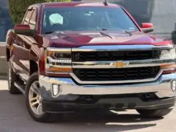 2017 Chevrolet Silverado LT 5.3 V8 4 X 4