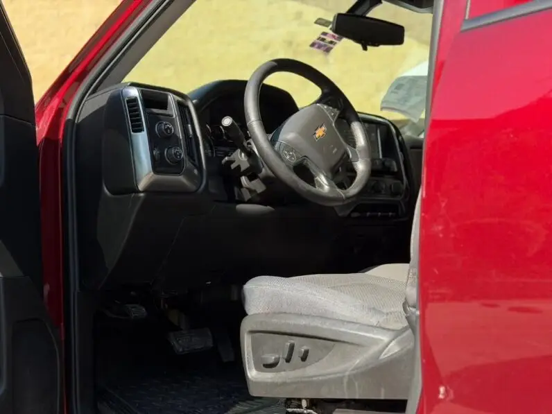 2017 Chevrolet Silverado LT 5.3 V8 4 X 4