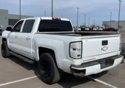 2017 Chevrolet Silverado 1500 LT 5.3 V8 Tracción Trasera