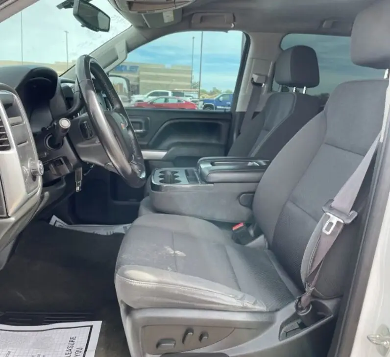 2017 Chevrolet Silverado 1500 LT 5.3 V8 Tracción Trasera