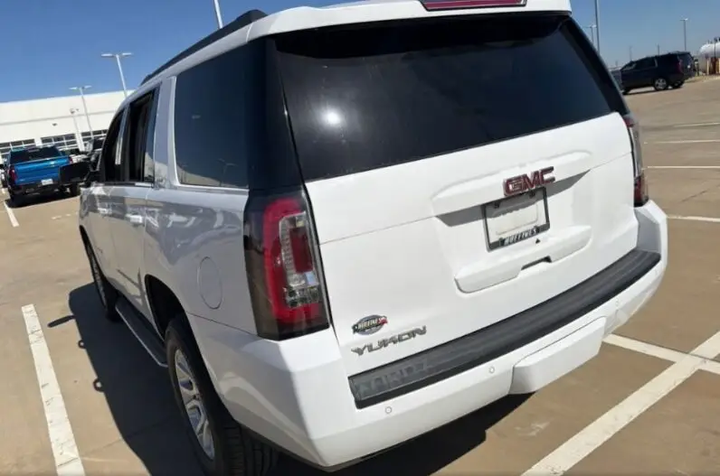 2017 GMC YUKON DENALI 5.3 V8 RWD