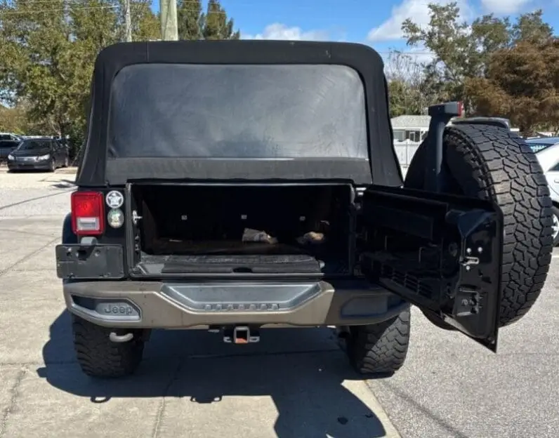 2017 Jeep WRANGLER UNLIMITED 75TH ANIV 3.6 V6 4 X 4