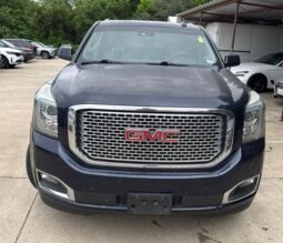 GMC YUKON 1500 DENALI 5.3 V8 4 X 4 2017