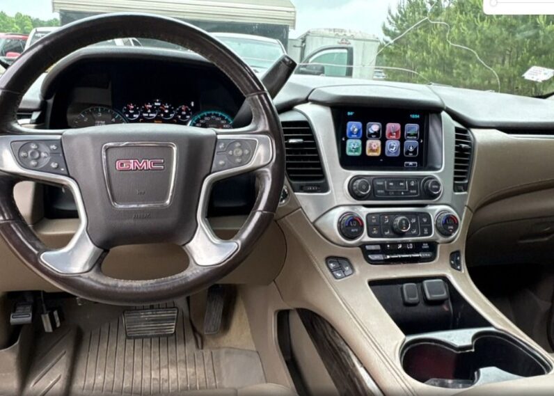 GMC YUKON 1500 SLT 5.3 V8 4 X 4 2017