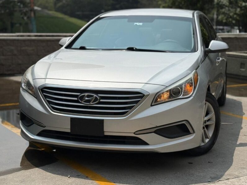 HYUNDAI Sonata SE 2.4 4 Cil FWD 2017
