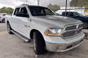 Interior Asientos Piel Lujo RAM Laramie Impecable - Carmexio Guanajuato