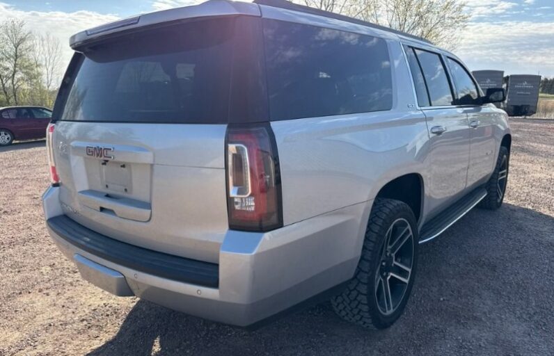 GMC YUKON DENALI XL 2017