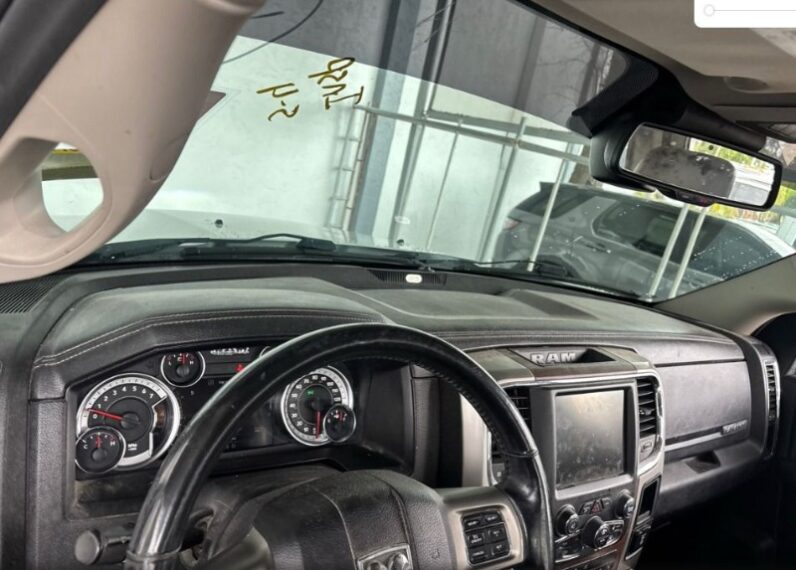 DODGE LARAMIE 2018