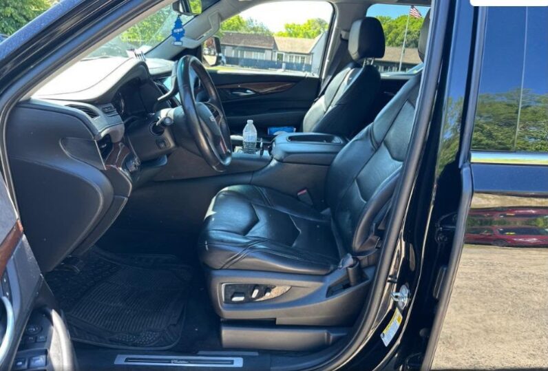 CADILLAC ESCALADE ESV PREMIUM 2017