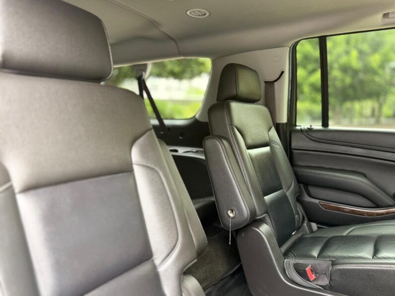 Chevrolet Suburban 1500 LT 5.3 V8 4 X 4 2017