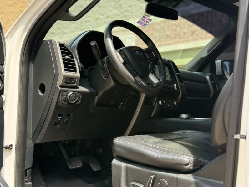 2018 Ford Expedition Max XLT - vista trasera