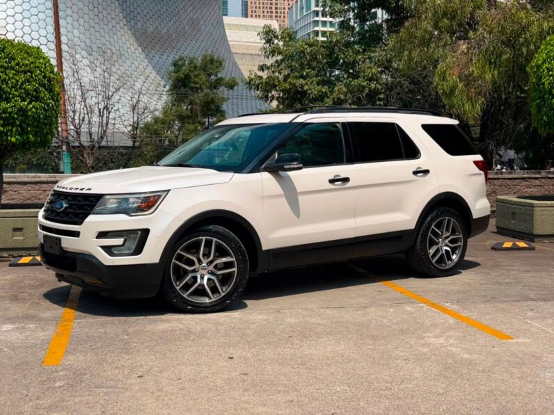 2017 Ford Explorer Sport