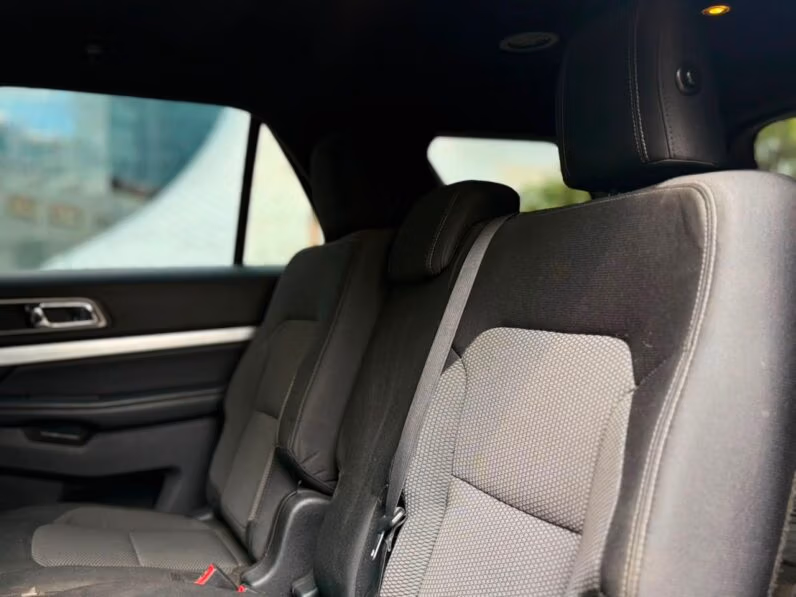 2016 Ford Explorer XLT 4X4 - vista lateral izquierdo